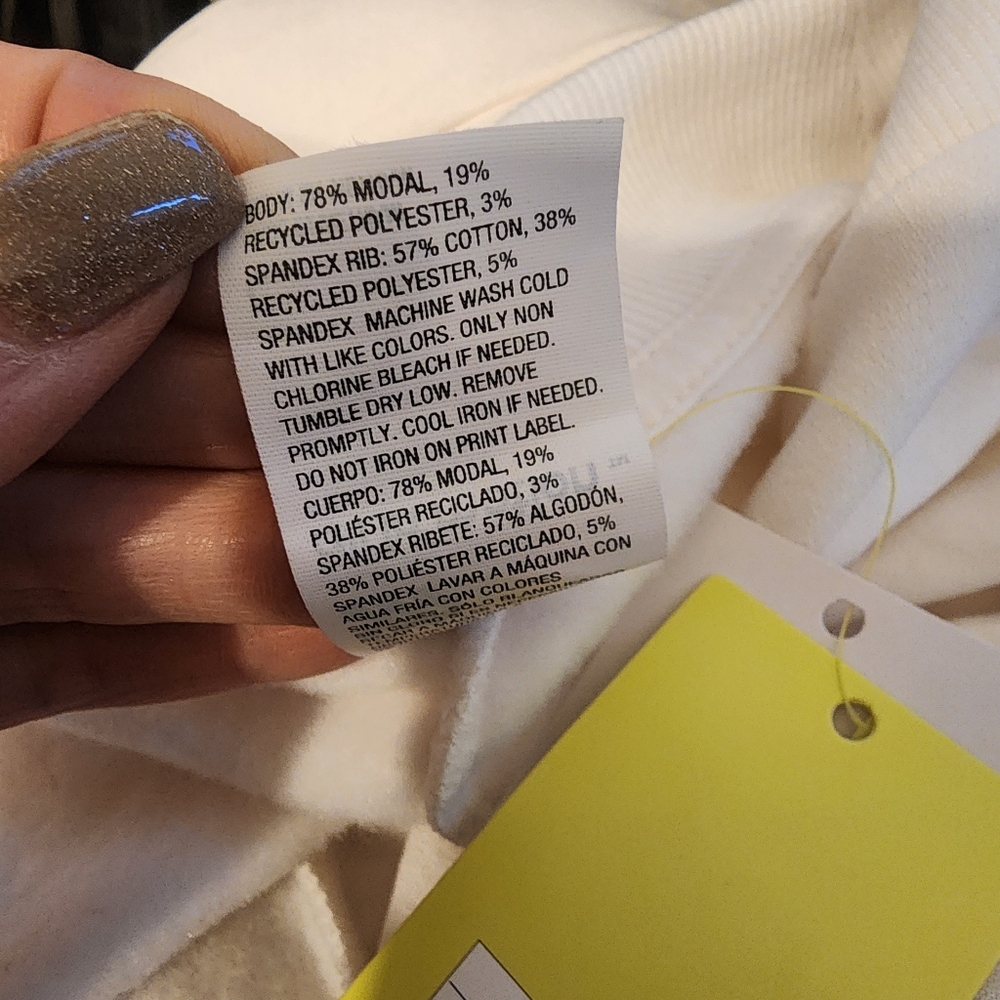 All in Motion Creamy cardigan - Picture 9 of 9